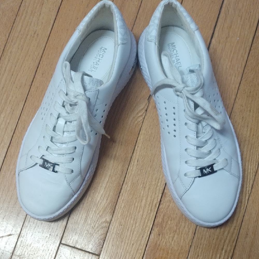 Michael Kors White Leather Lace-Up Sneakers With Silver Details And MK Logo
